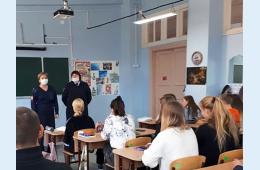 11.12.2021 В Партизанске  полицейские провели для школьников правовые уроки | Администрация муниципального округа город Партизанск Приморского края Официальный сайт