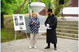 07.06.2022 День рождения Пушкина отметили в Партизанске | Администрация муниципального округа город Партизанск Приморского края Официальный сайт