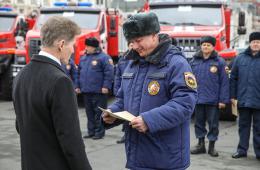 07.04.2022 Олег Кожемяко вручил спецтранспорт приморским пожарным | Администрация муниципального округа город Партизанск Приморского края Официальный сайт