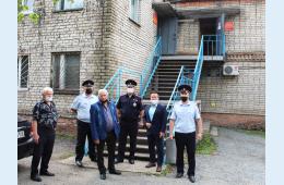 04.10.2021 Общественники проверили организацию деятельности Госавтоинспекции и изолятора временного содержания Партизанска | Администрация муниципального округа город Партизанск Приморского края Официальный сайт