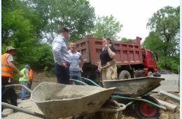 31.05.2022 В городском округе продолжается ремонт дворов | Администрация муниципального округа город Партизанск Приморского края Официальный сайт