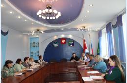 19.04.2024 С советниками обсудили вопросы воспитания школьников | Администрация муниципального округа город Партизанск Приморского края Официальный сайт